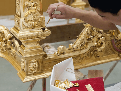 dát vàng trong nội thất tân cổ điển