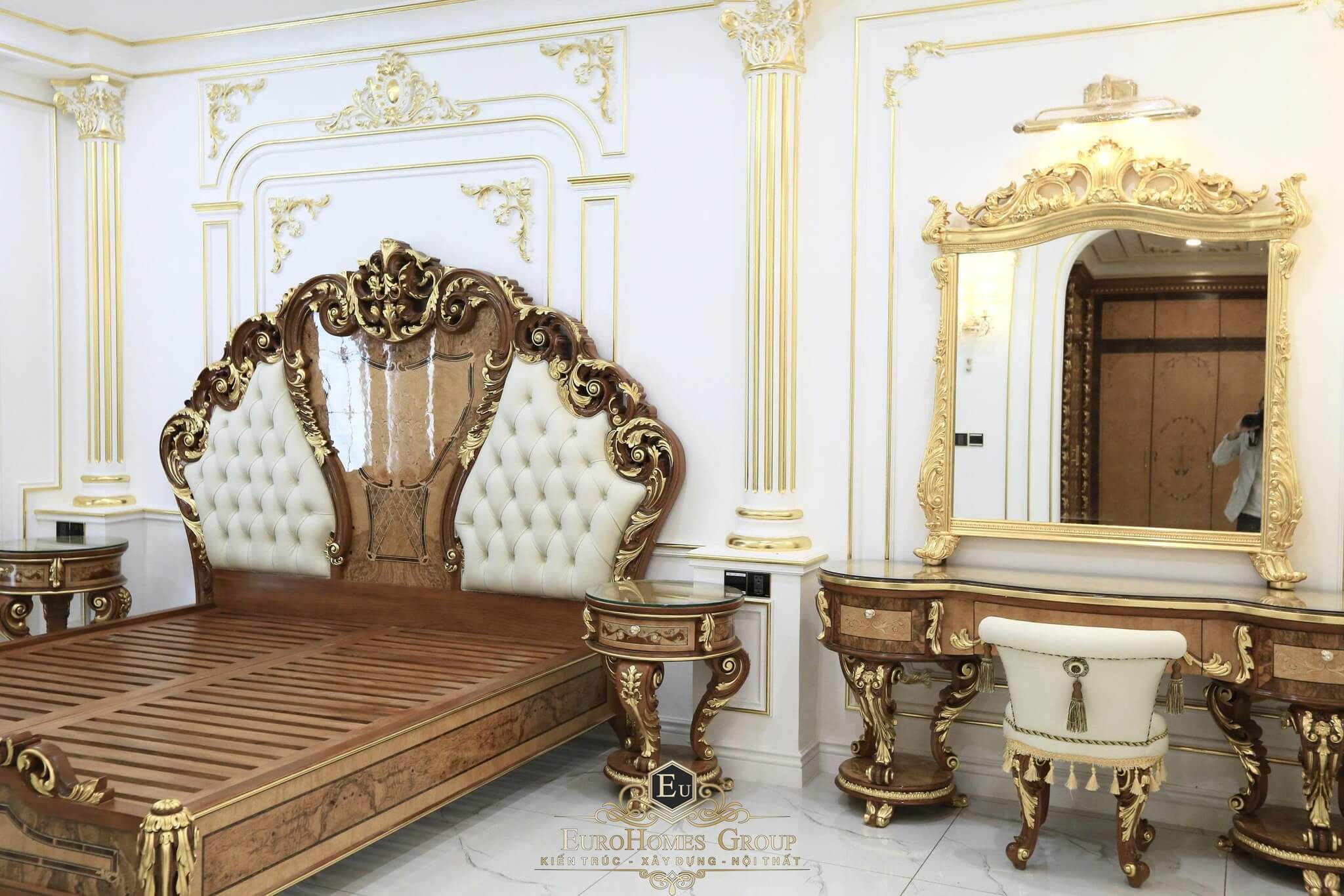 xưởng thi công nội thất gỗ tân cổ điển