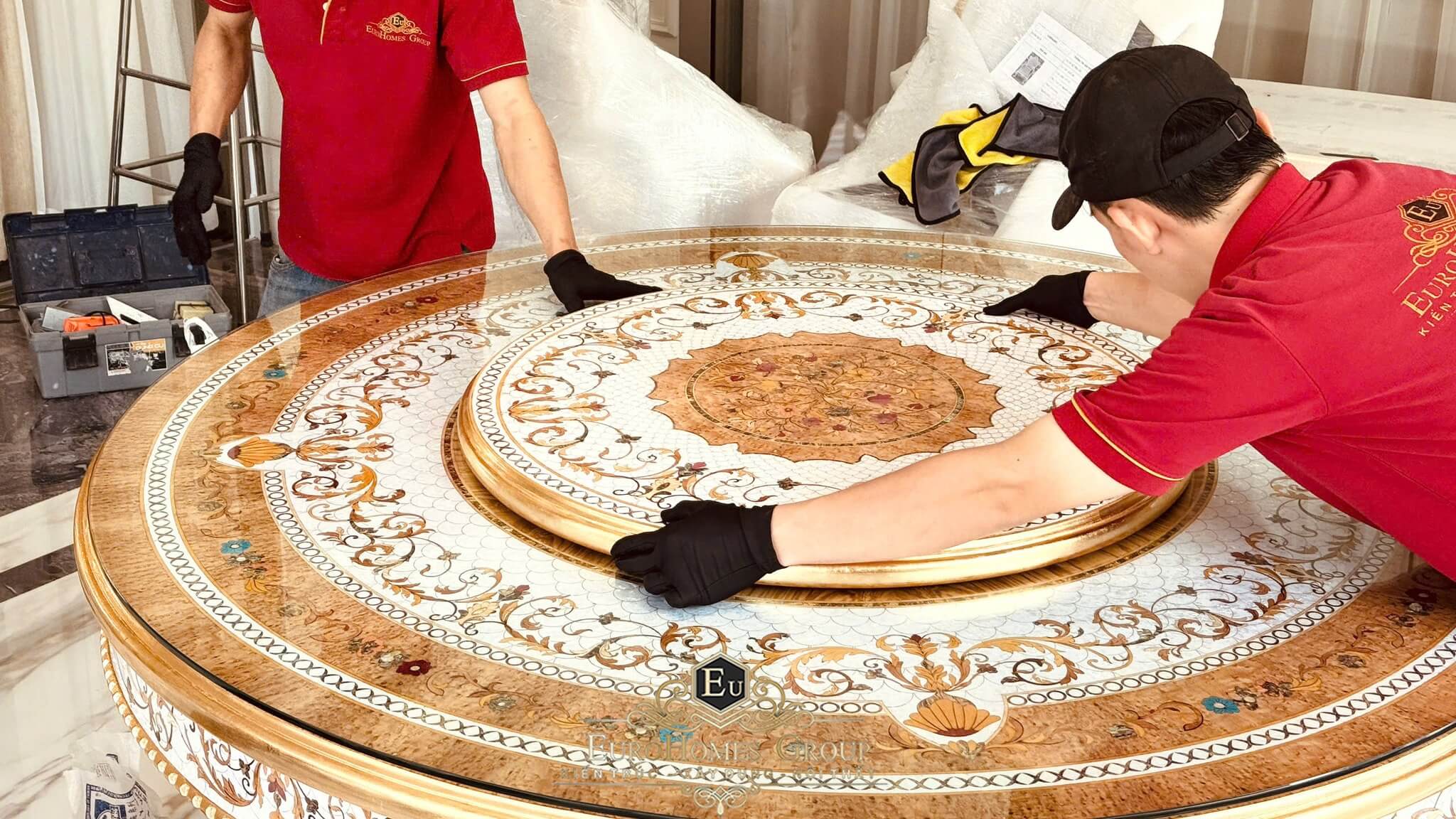 xưởng thi công nội thất gỗ tân cổ điển